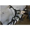 Image 2 : BLACK/GREEN NAKAMURA BIKE