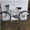 Image 1 : GREY CCM BIKE