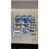 Image 2 : BOX OF HOTWHEELS