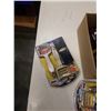 Image 2 : 2 MIRACLE PEELERS, SHOWER HEAD AND 2 DECORATIVE STONES