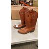 Image 1 : PAIR OF LEATHER COWBOY BOOTS SIZE 11D