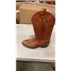 Image 2 : PAIR OF LEATHER COWBOY BOOTS SIZE 11D