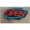 Image 2 : ILLUMINATED OPEN SIGN WORKING