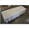 Image 2 : 5 FOOT LONG WHITE TUFTED BENCH
