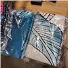 Image 2 : 5 NEW 59"X51" WALL TAPESTRIES RETAIL $19 EACH