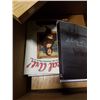 Image 2 : BOX OF PAINTING SUPPLIES, WATERCOLOR COLLECTION, ART BOOK