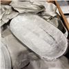 Image 2 : BOX OF WAWEL POLAND DISHES