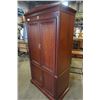 Image 2 : ETHAN ALLEN 4 DOOR CABINET