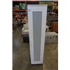 Image 2 : WHITE ROLLING WARDROBE