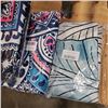 Image 2 : 5 NEW 59"X51" WALL TAPESTRIES RETAIL $19 EACH