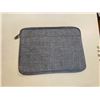 Image 2 : HERSCHEL 13 INCH LAPTOP CASE