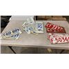 Image 1 : LOT OF VINTAGE LICENSE PLATES - SASKATCHEWAN AND ALBERTA