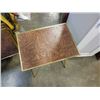 Image 2 : 4 FOLDING TV TRAYS