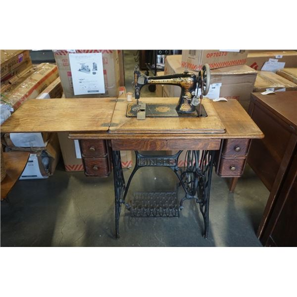 ANTIQUE SINGER TREADLE BASE SEWING MACHINE