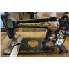 Image 8 : ANTIQUE SINGER TREADLE BASE SEWING MACHINE