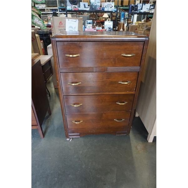 VINTAGE 4 DRAWER CHEST OF DRAWERS