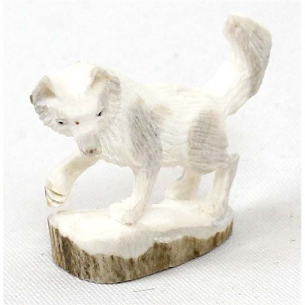 Zuni Carved Antler Fox Fetish by Lewis Malie