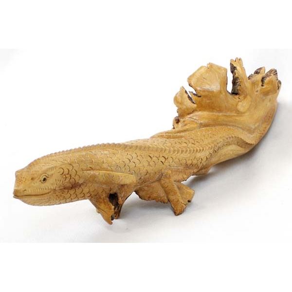 Indonesian Carved Chinaberry Wood Lizard