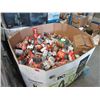 Image 1 : Skid of Assorted Dented Canned Food