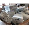 Image 1 : 10 Packages of Plastic Bins, Baskets & Trays