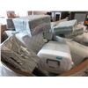 Image 1 : 10 Packages of Plastic Bins, Baskets & Trays