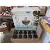 Image 1 : New Heart Vase and Case of 20 Small Lidded Jars