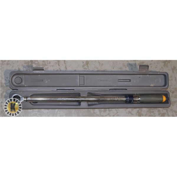 TORQUE WRENCH