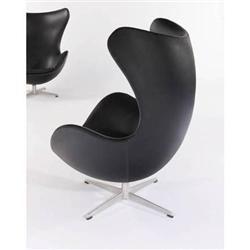 Arne Jacobsen - "The Egg" or Easy chair