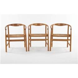 Hans J. Wegner - Group of 4 armchairs