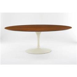 Eero Saarinen - Oval dining table and 6 chair