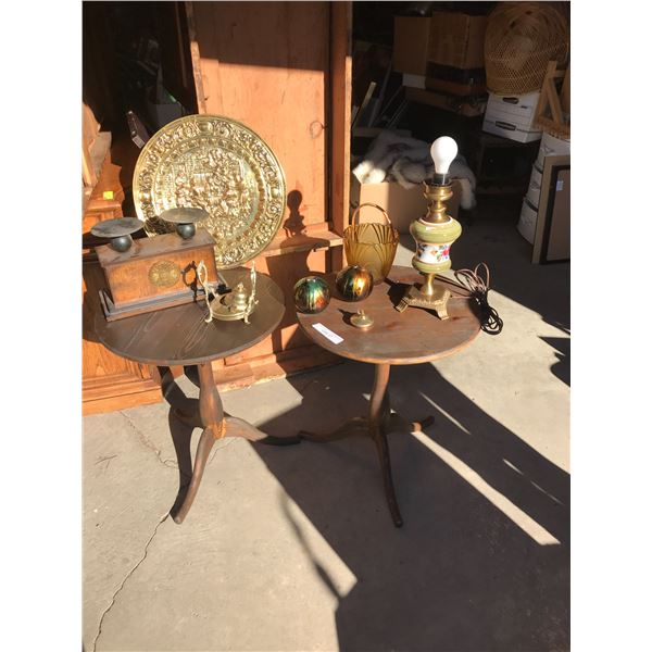 Brass plate decor, oil lamp with bulb, 2 round wood tables, Double-candle holder, 2 decorative balls