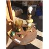 Image 3 : Brass plate decor, oil lamp with bulb, 2 round wood tables, Double-candle holder, 2 decorative balls