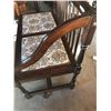 Image 4 : Vintage love seat (wooden frame, upholstered seat)
