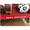 Image 4 : Chocolate Pro melting pot, Henry Express wagon, seat warmers, soccer ball