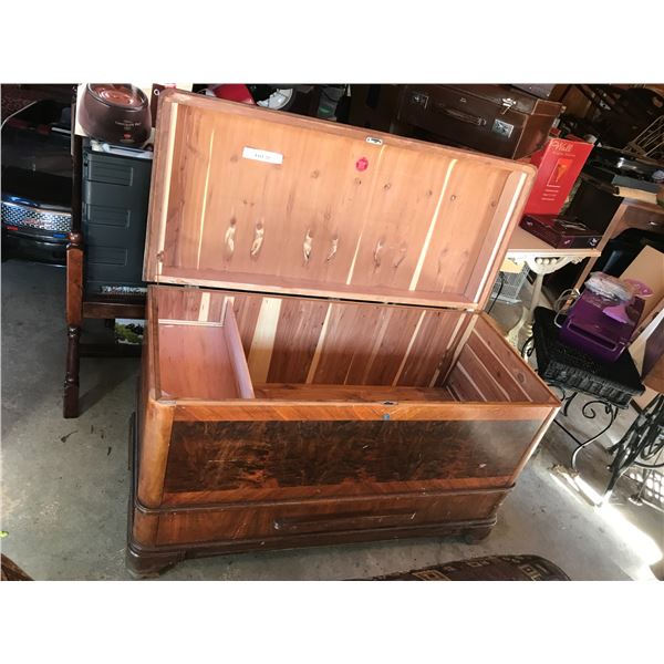 Chesley Chair Company heirloom chest with drawer (wood)