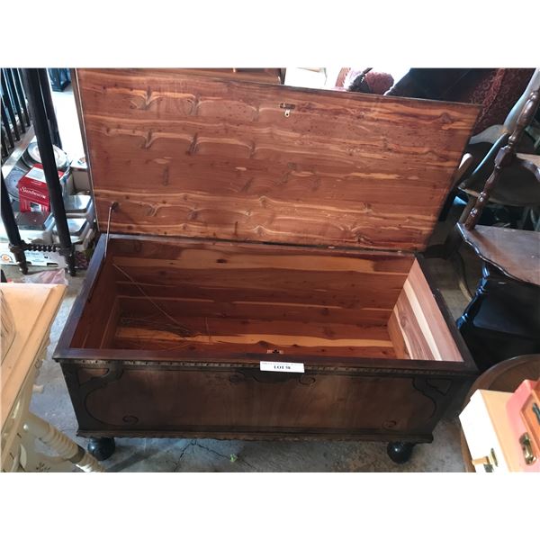 Wooden chest (cedar)
