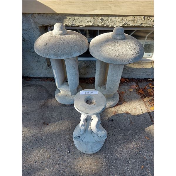 Asst concrete garden ornaments