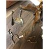 Image 3 : Vintage wooden pew (no top), decorative horse spurs (x2), Free Agent Go Dock flask, vintage lunch bo