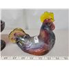 Image 4 : Rooster on nest iridescent carnival red tiny glass no chips or cracks