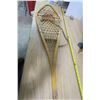 Image 7 : Vintage Snowshoes 12 X 42 Made in Canada