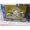 Image 3 : 3 1:18 scale Maistro motorcycles