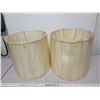 Image 1 : 2 vintage lamp shades