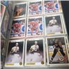 Image 8 : Hockey Card Binder Full of Stars and Rookies 450 Total Cards