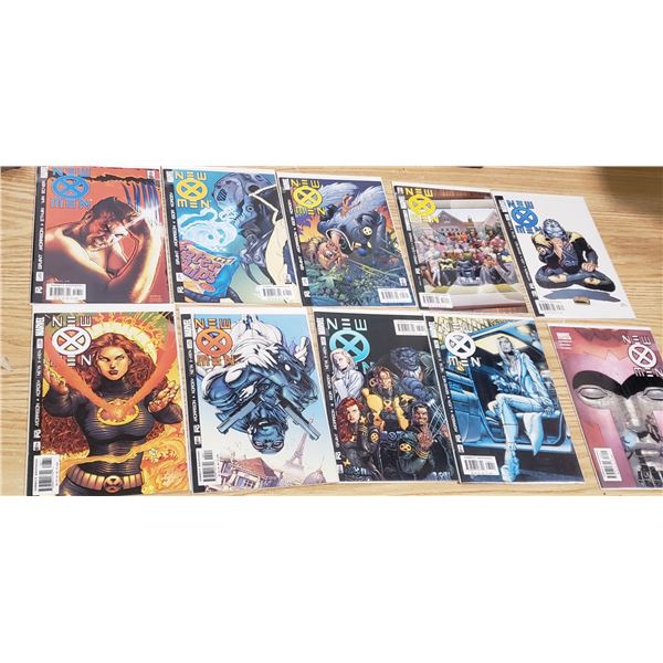 New X-Men lot of 10 Consecutive Issues and Pre Press Edition #123 - #132
