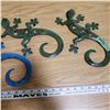 Image 3 : Lot of 4 Metal Gecko Wall Art - 2 Blue 2 Green