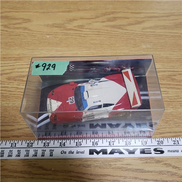 Porsche 911 GT1 MOBIL Slot Racer Car 1:32 MINT Beauty