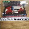 Image 2 : Porsche 911 GT1 MOBIL Slot Racer Car 1:32 MINT Beauty