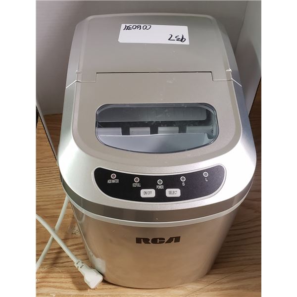 RCA Heavy Duty Ice Maker