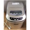 Image 1 : RCA Heavy Duty Ice Maker