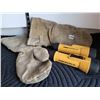 Image 1 : Pile lined leather mitts and 2 Energizer industrial flashlights.